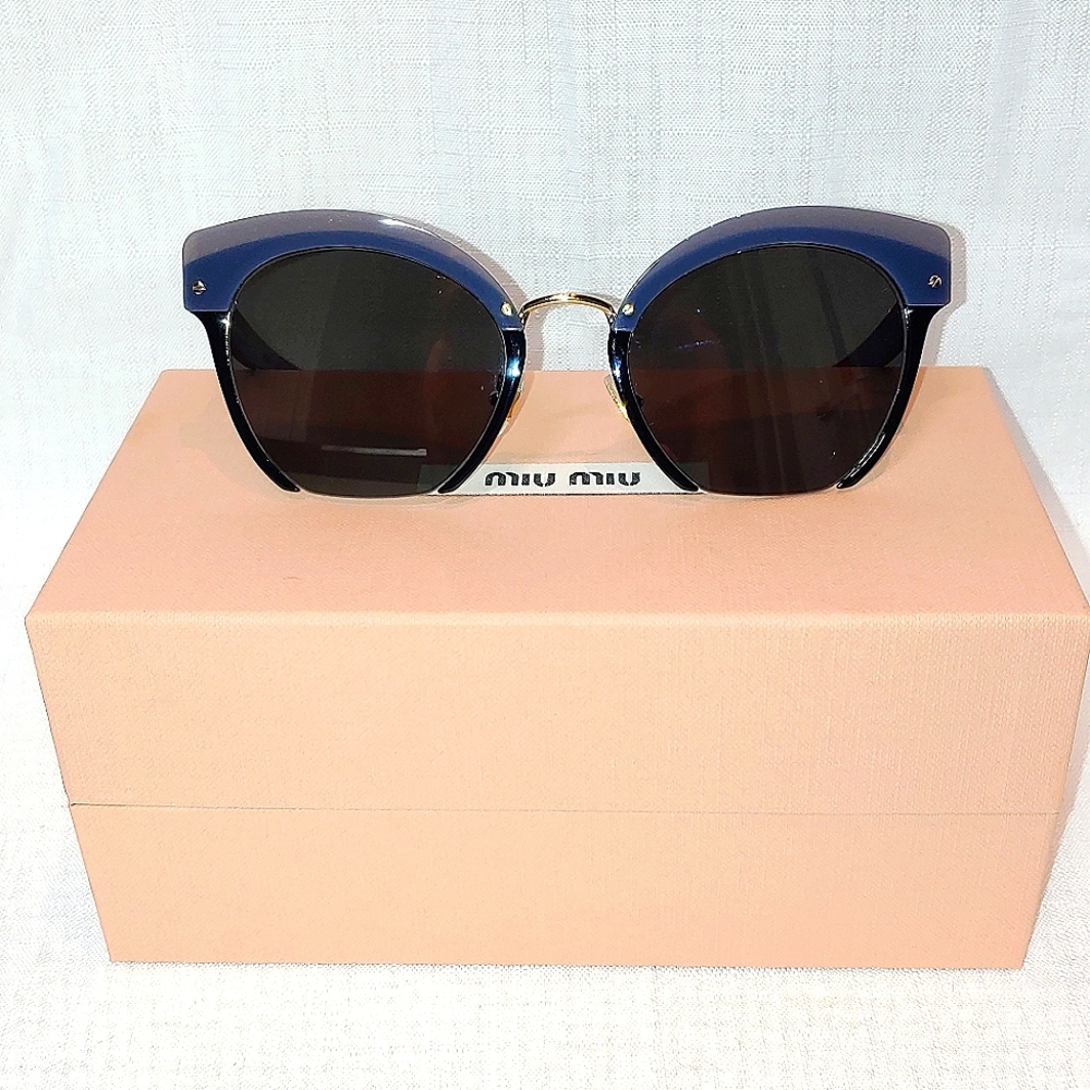 🎉2X Host Pick🎉Miu Miu 53MM Cat Eye Sunglasses - Picture 5 of 11